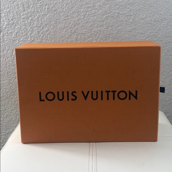 Pull box - Picture 2 of 5